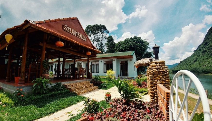 Cầu nối dịch vụ du lịch Quảng Bình