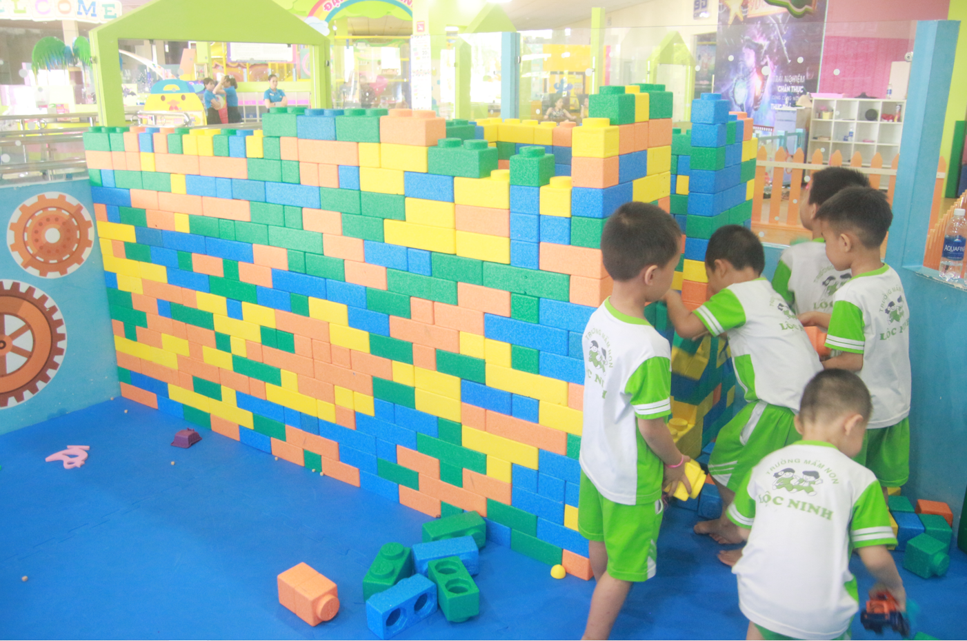 xếp lego